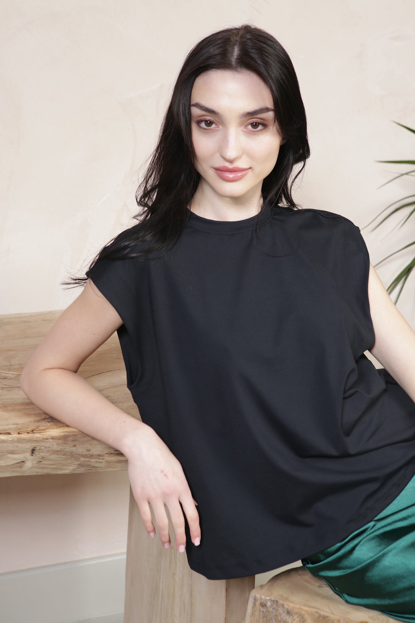 Black Relaxed Sleeveless Top