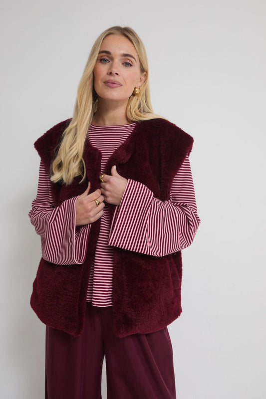Juno Burgundy Teddy Gilet