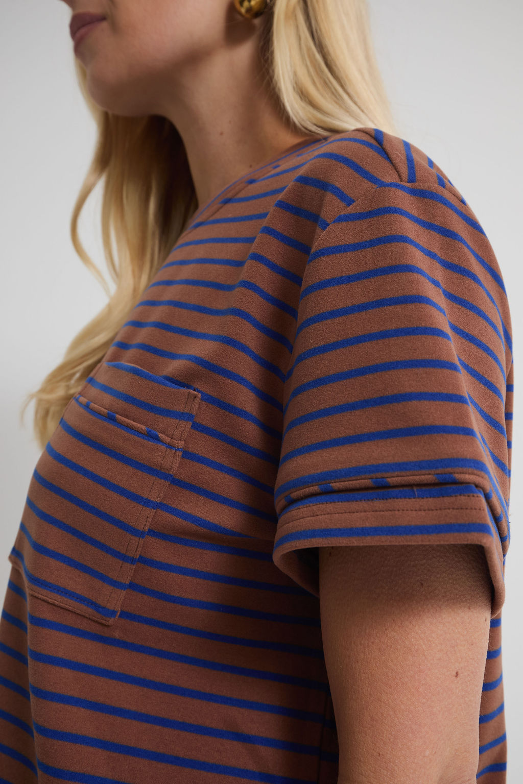 Ennis Brown & Blue Pocket T-Shirt